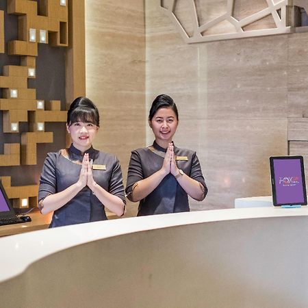 Royal Bay Hotel マカッサル エクステリア 写真