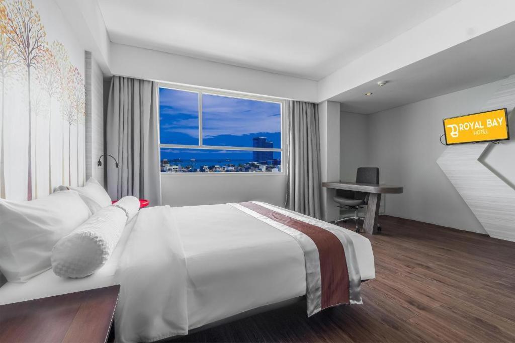 Royal Bay Hotel マカッサル エクステリア 写真